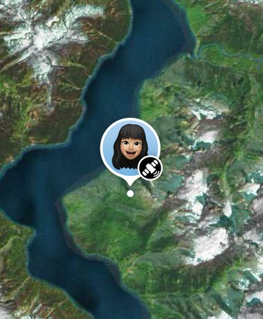 Fonctionnalité Localiser par satellite en cours d’utilisation montrant l’emplacement d’une personne sur une montagne